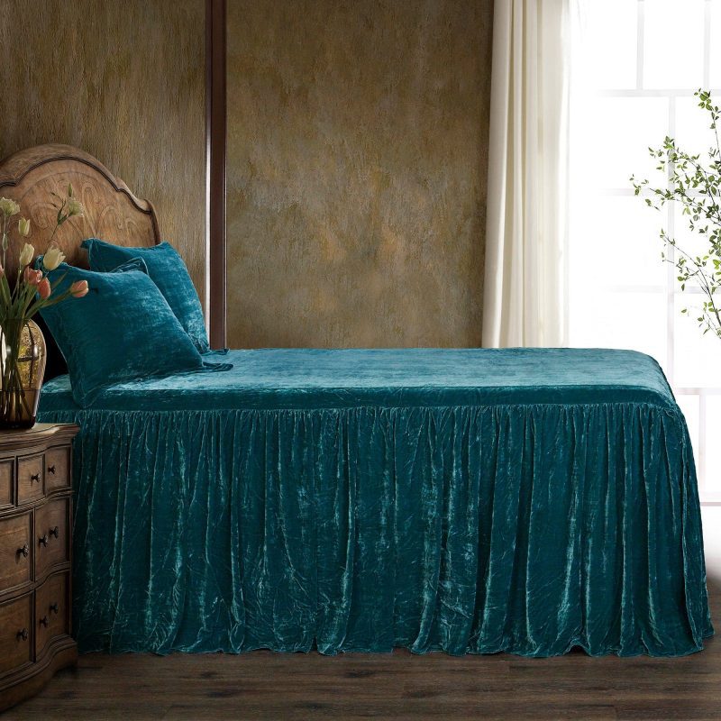 Stella Faux Silk Velvet Bedspread Set Bedspread