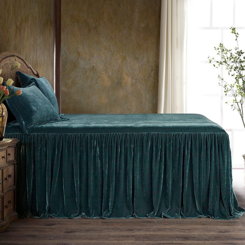 Stella Faux Silk Velvet Bedspread Set Bedspread