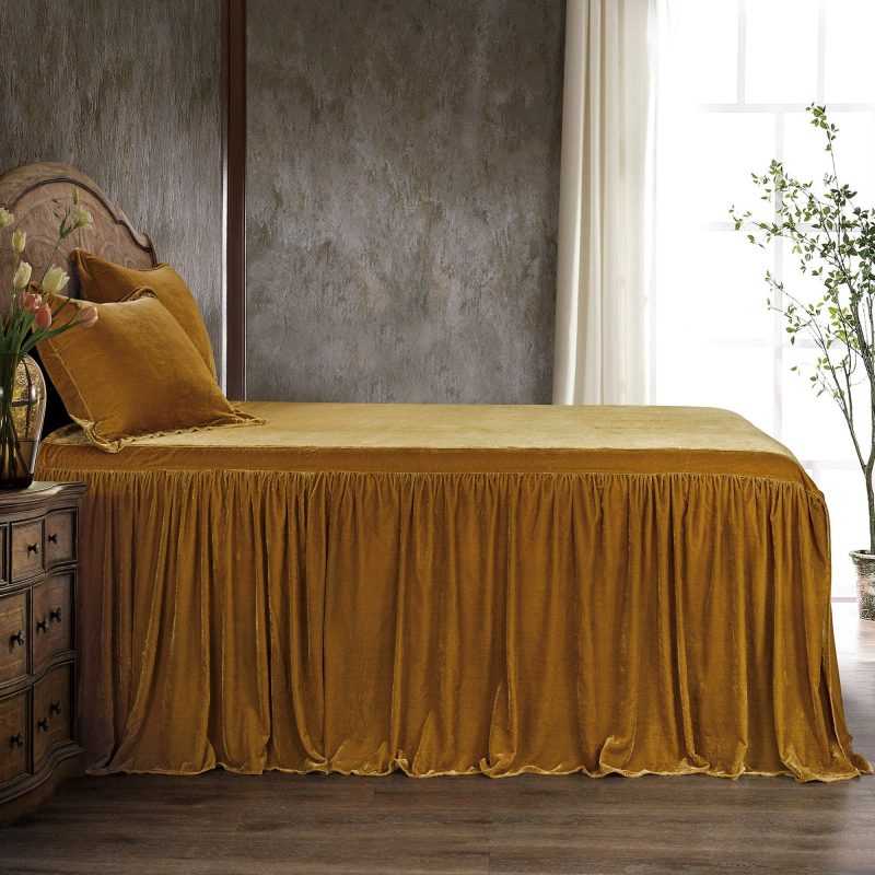 Stella Faux Silk Velvet Bedspread Set Bedspread